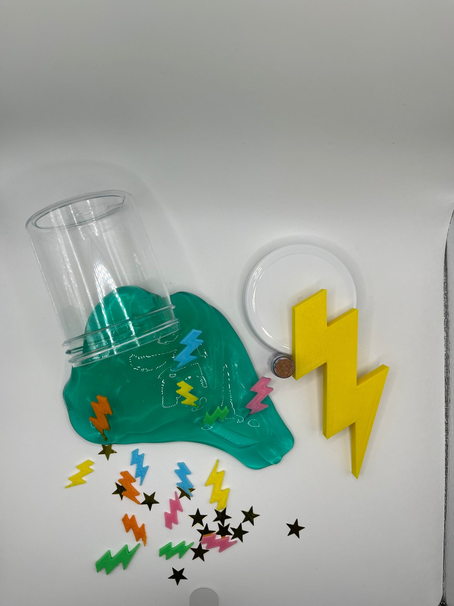 Amazeum "Zing" Slime Kits by Slimely and Sanderly